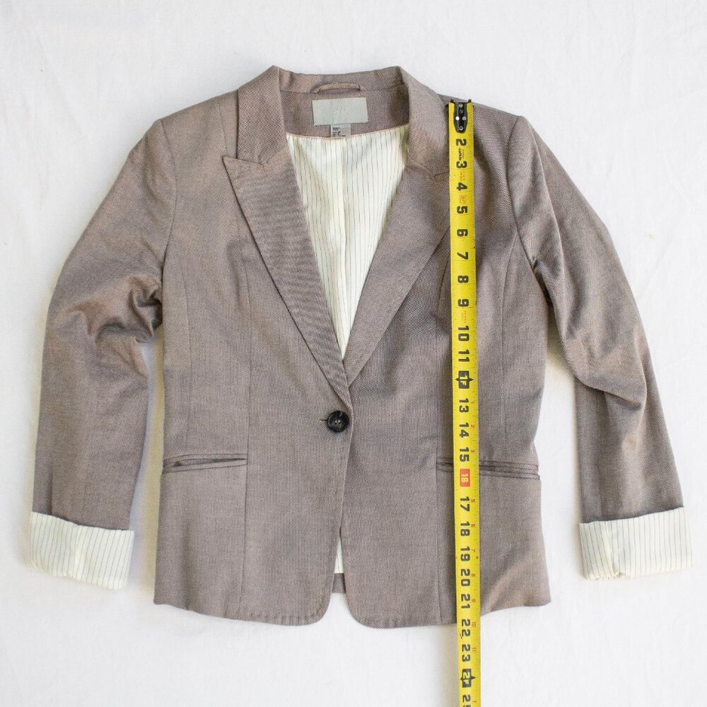 H&M Women's Blazer - Warm Gray 3/4 Sleeves - Picture 4 of 5